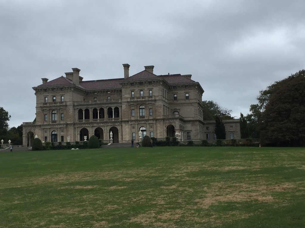 Newport Mansions - The Breaker