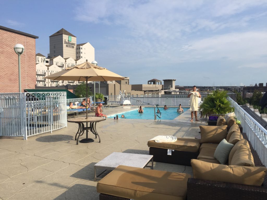 Hotelpool Renaissance New Orleans