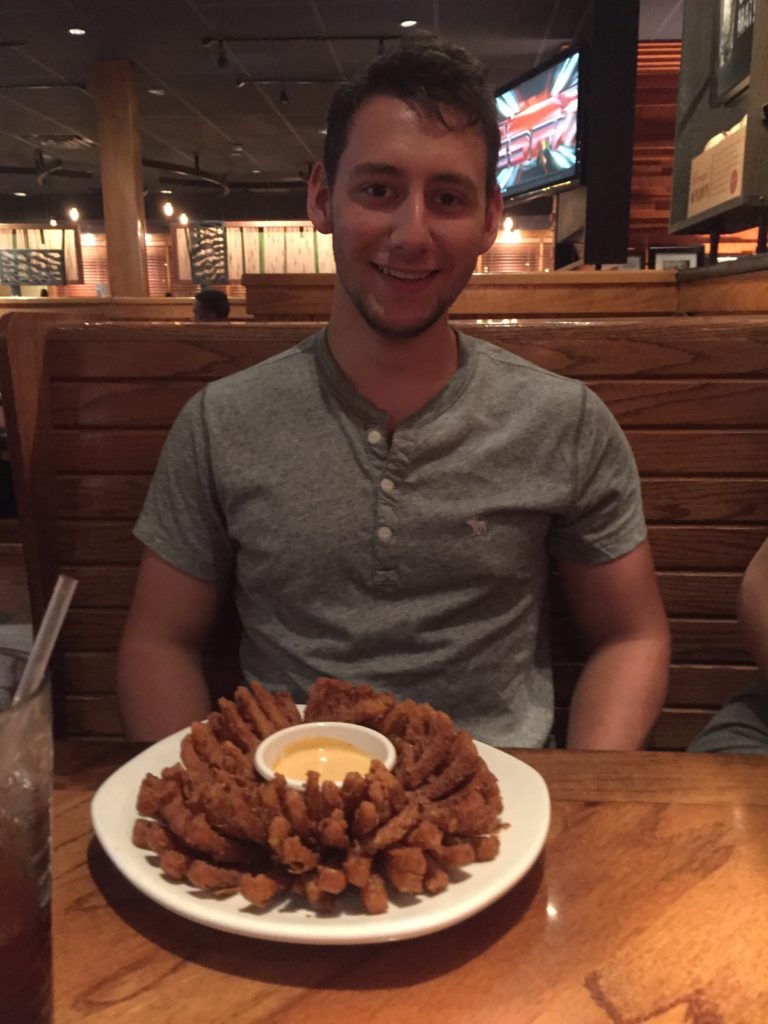 Jo!el und "seine" Blooming Onion!